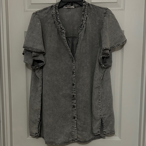 Jane and Delancey Tops - Jane and Delancey Gray Button Down Shirt with Ruffle Sleeves